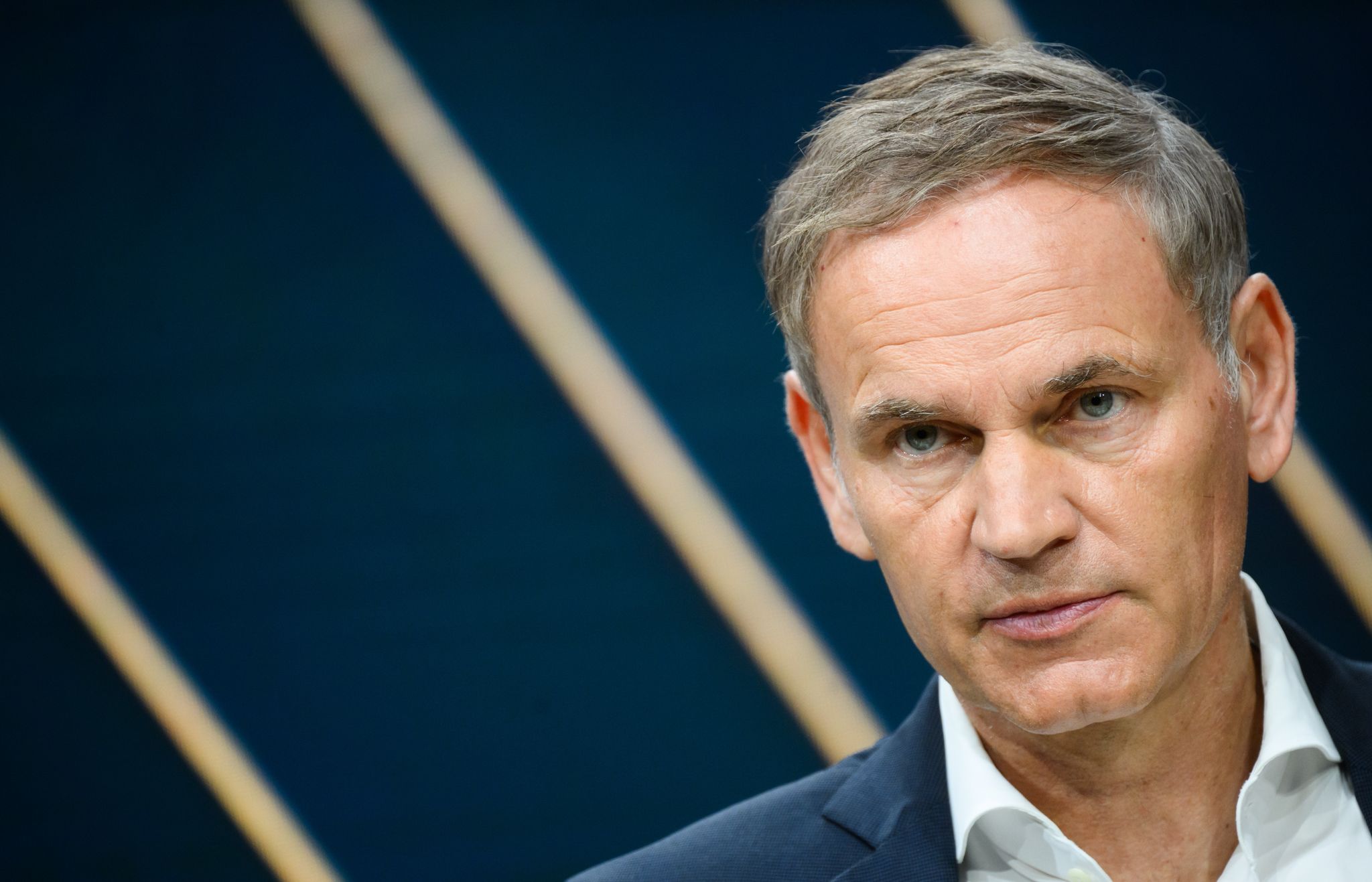 Steht an der Spitze zweier Dax-Konzerne: Porsche- und VW-Chef Oliver Blume. (Archivbild)