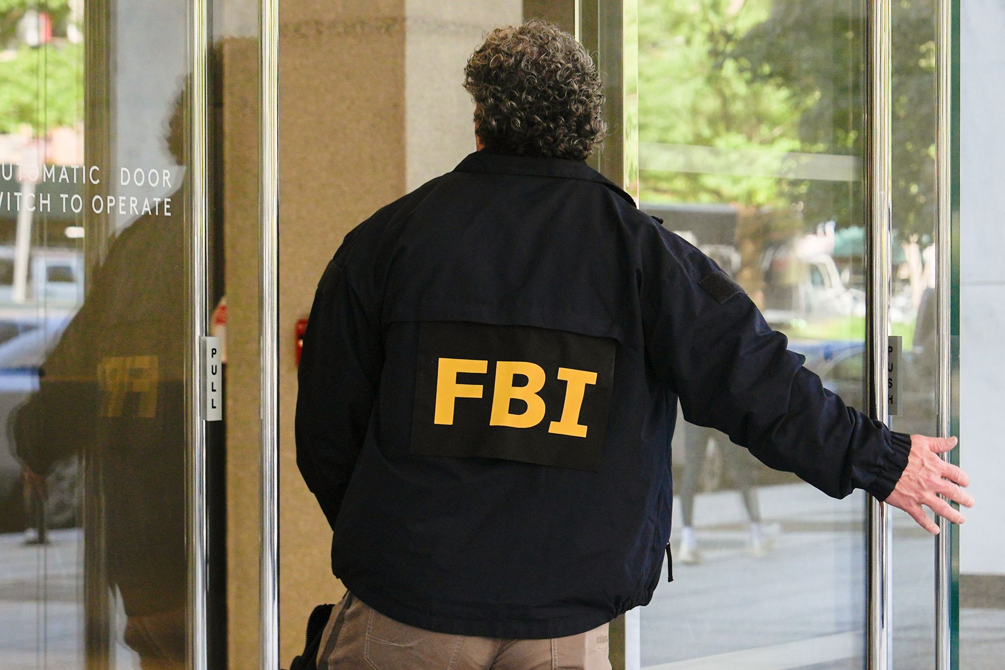 Das FBI und weitere Ermittler untersuchen zu möglicher illegaler Beschäftigung von Koreanern in den USA. (Symbolbild)