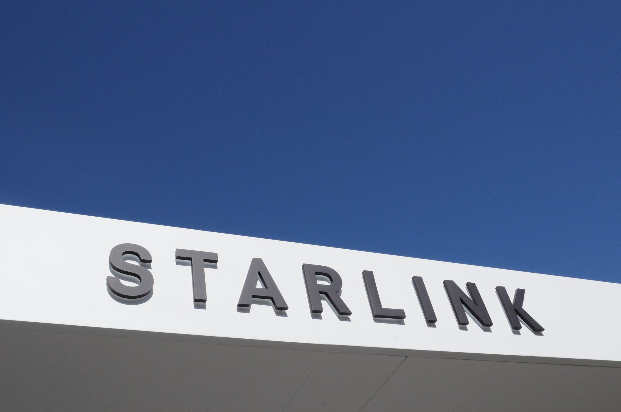 Starlink will verstärkt schnelles Internet aus dem All direkt auf Smartphones bringen. (Archivbild)