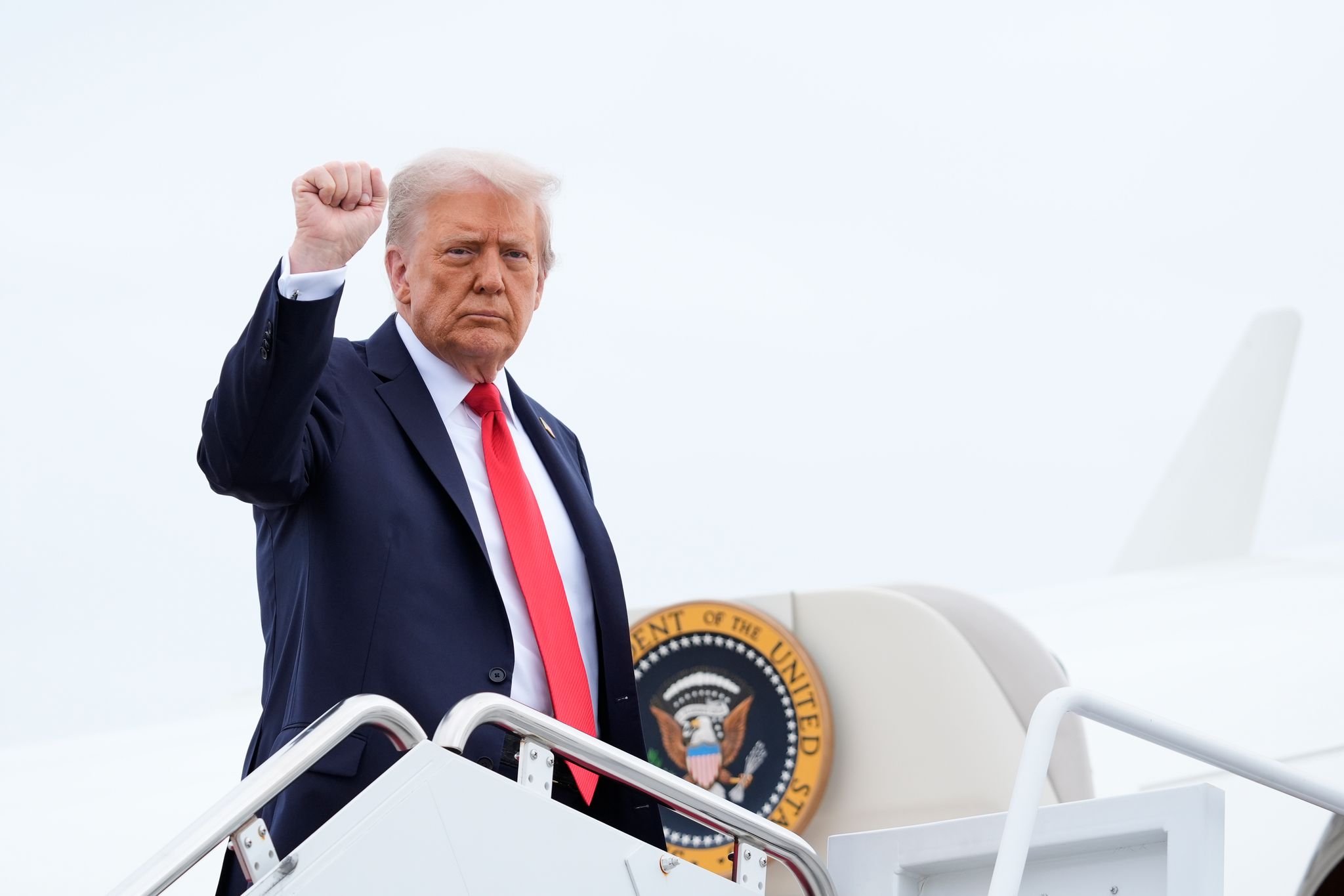 Donald Trump äußert sich zu möglichen weiteren Russland-Sanktionen.