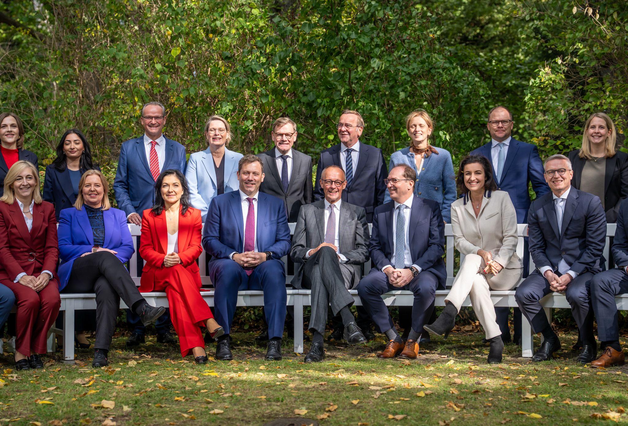 Beim Gruppenfoto fehlte Schnieder.