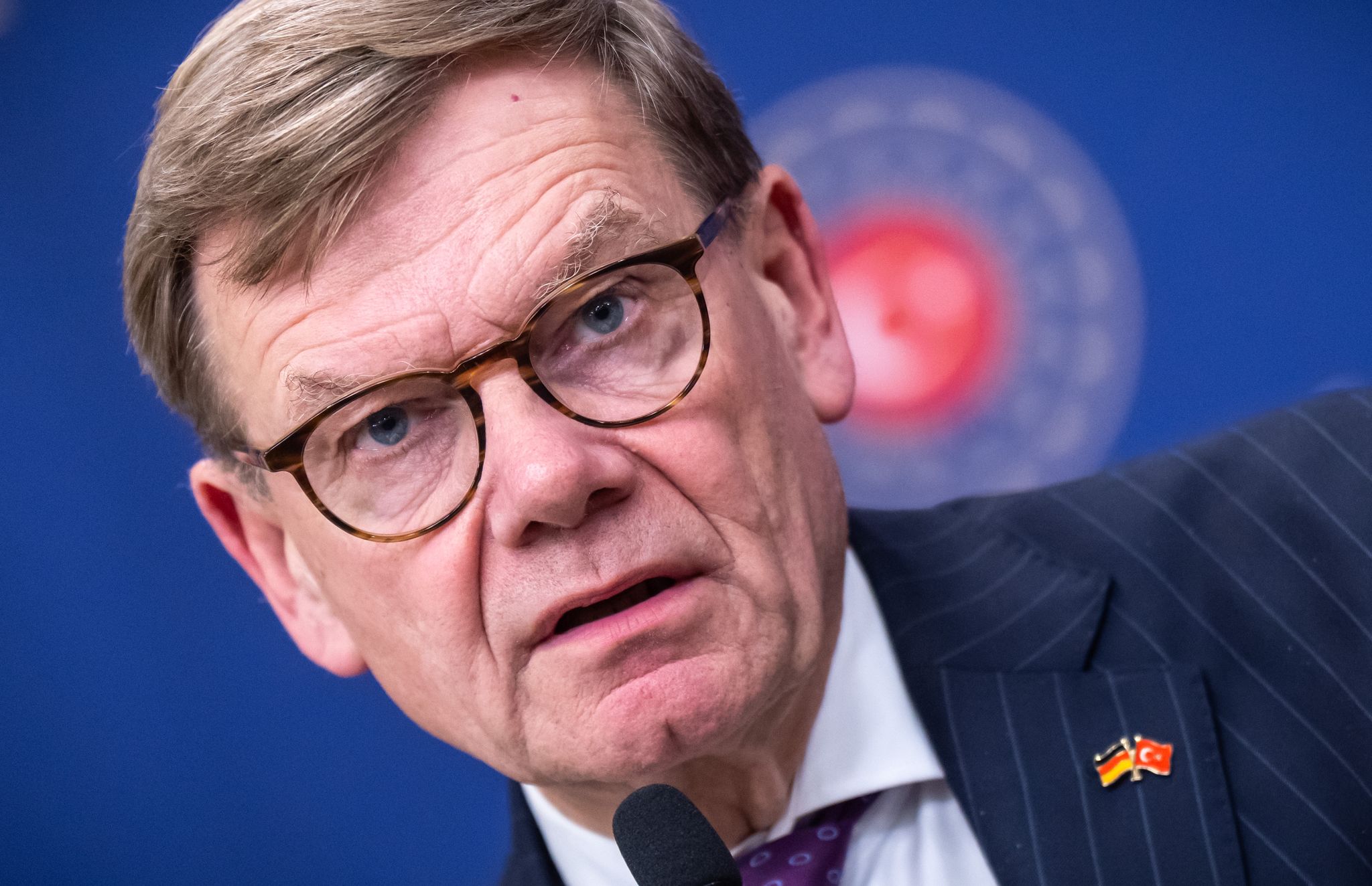 Außenminister Johann Wadephul (CDU) wollte eigentlich an diesem Sonntag nach China aufbrechen. (Archivbild)