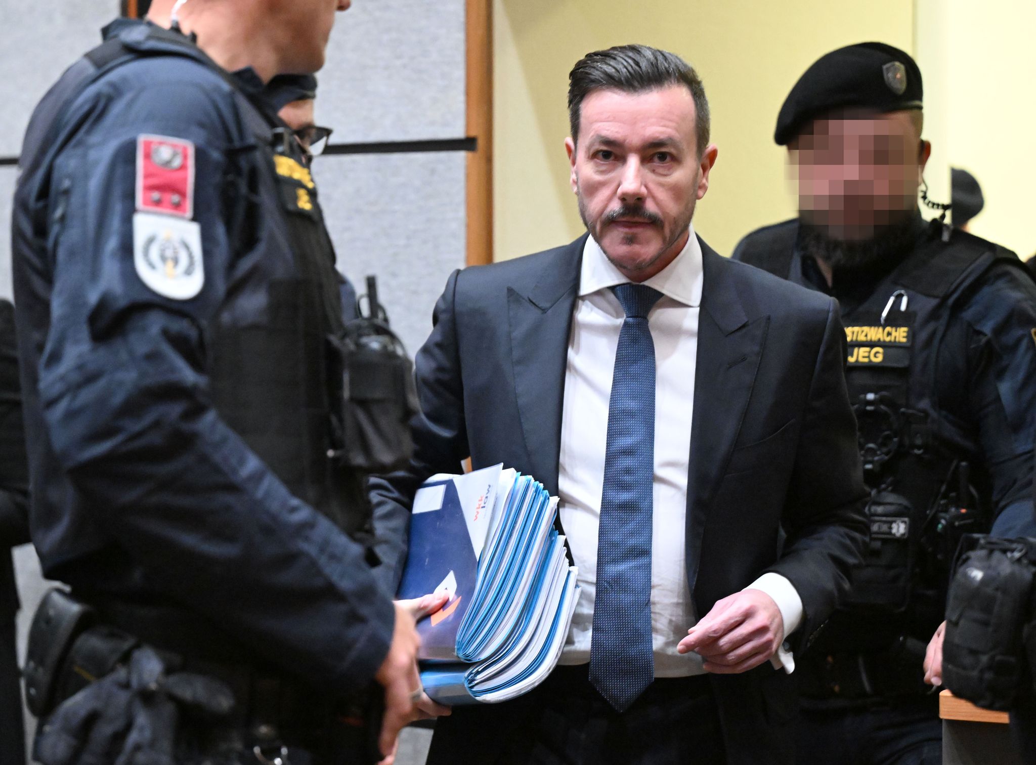 Nach einem ersten Urteil kommt ein neuer Prozess auf den Ex-Milliardär René Benko zu.