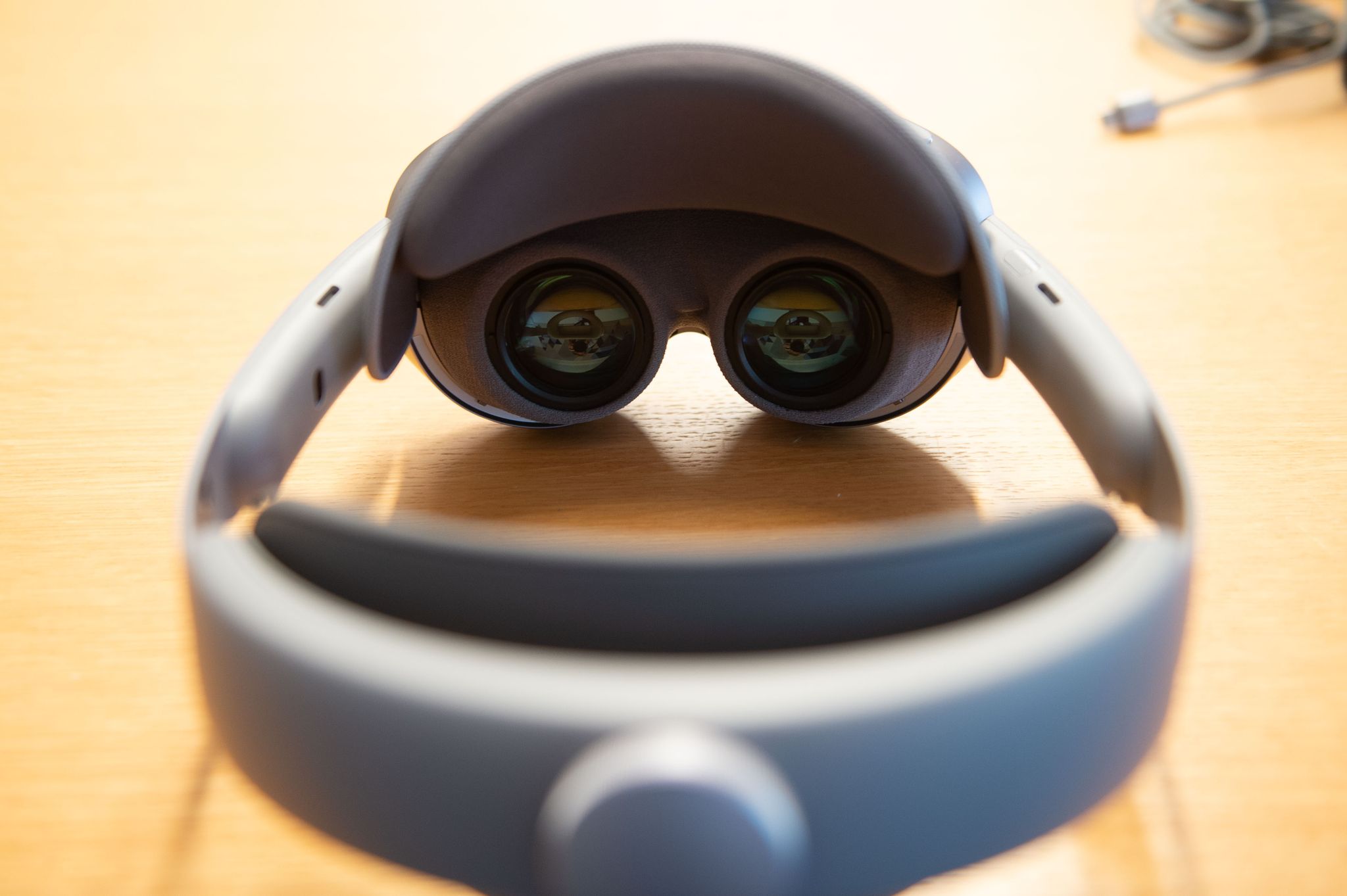 Die neue Samsung-Brille - hier zu sehen ihr Prototyp aus dem Frühjahr - gibt es deutlich günstiger als Apples Vision Pro.