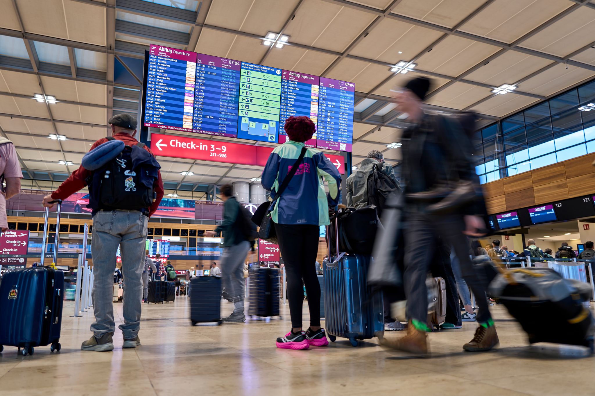 Der Hackerangriff legte am BER elektronische Systeme lahm, die für die Passagier- und Gepäckabfertigung genutzt werden. (Archivbild)