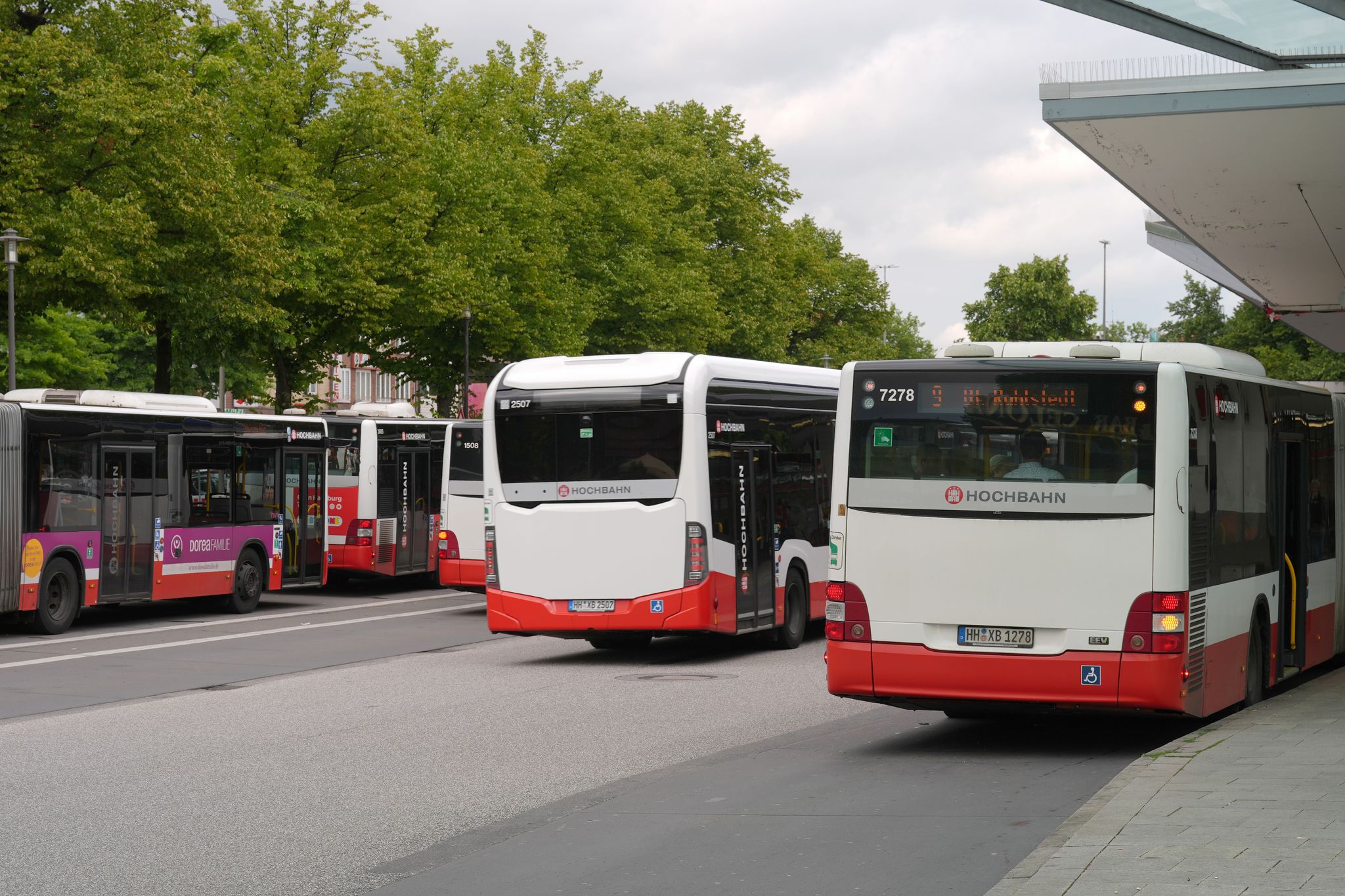 Weniger Fahrgäste in Bussen und Bahnen als vor Corona. (Archivbild)