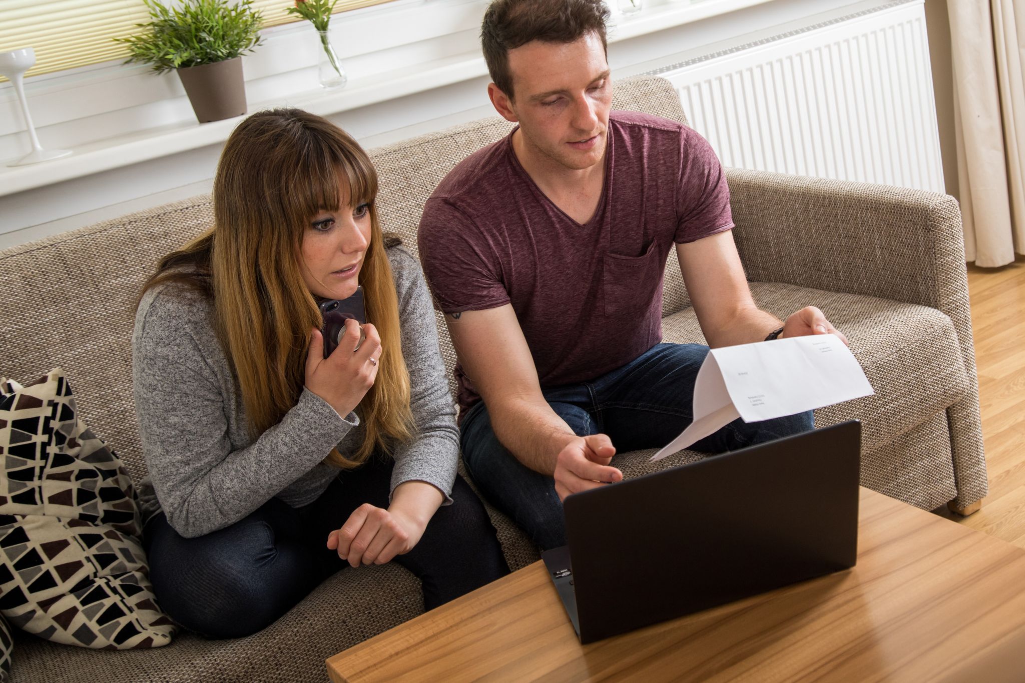 Zur Zahlung einer Rechnung von einem Inkassobüro aufgefordert? Pfändungen brauchen Betroffene deswegen nicht gleich zu fürchten.