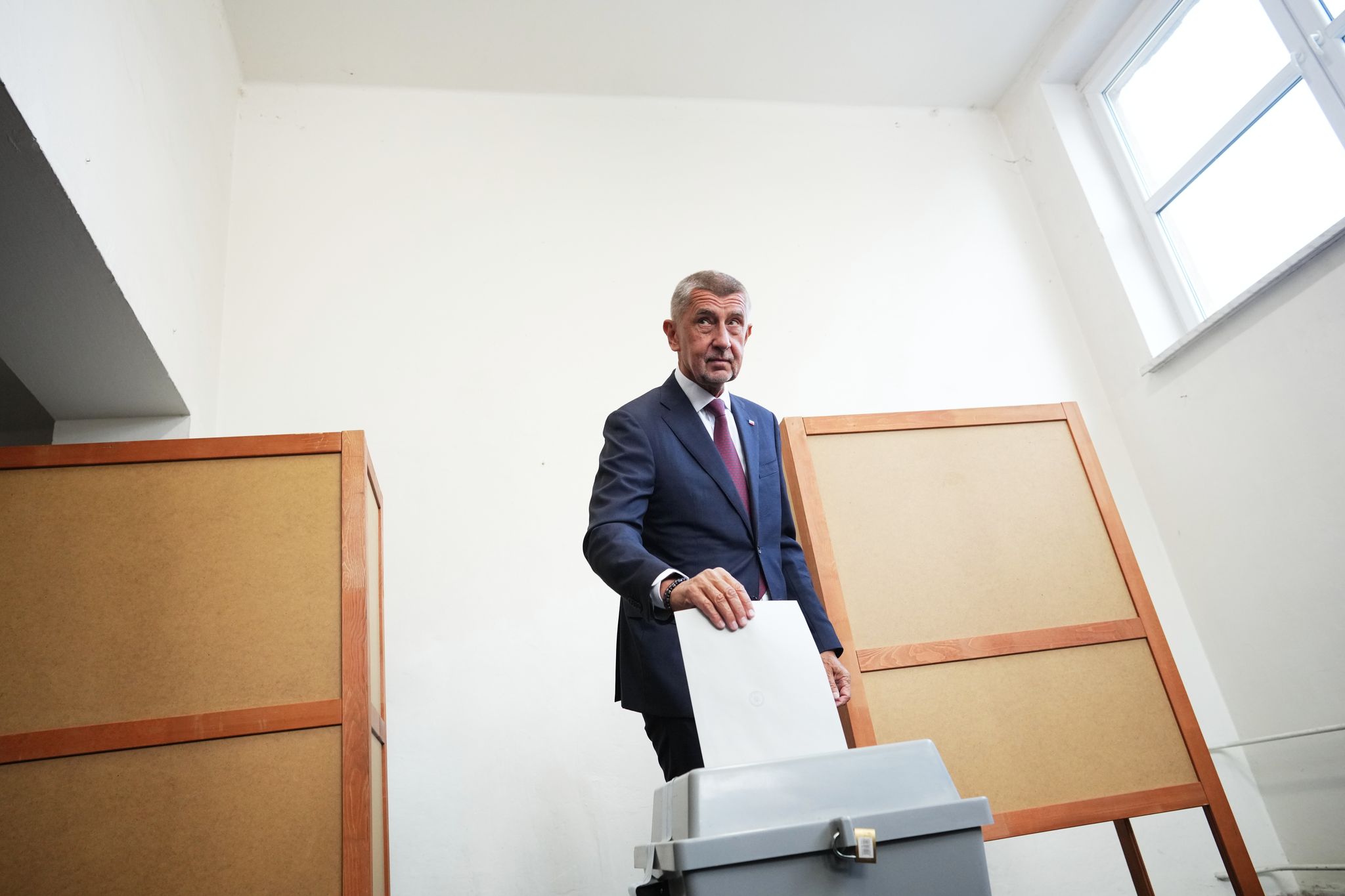 Im Wahlkampf hatte der Umfragefavorit Andrej Babis ein Ende der Waffenlieferungen seines Landes an die Ukraine angekündigt.
