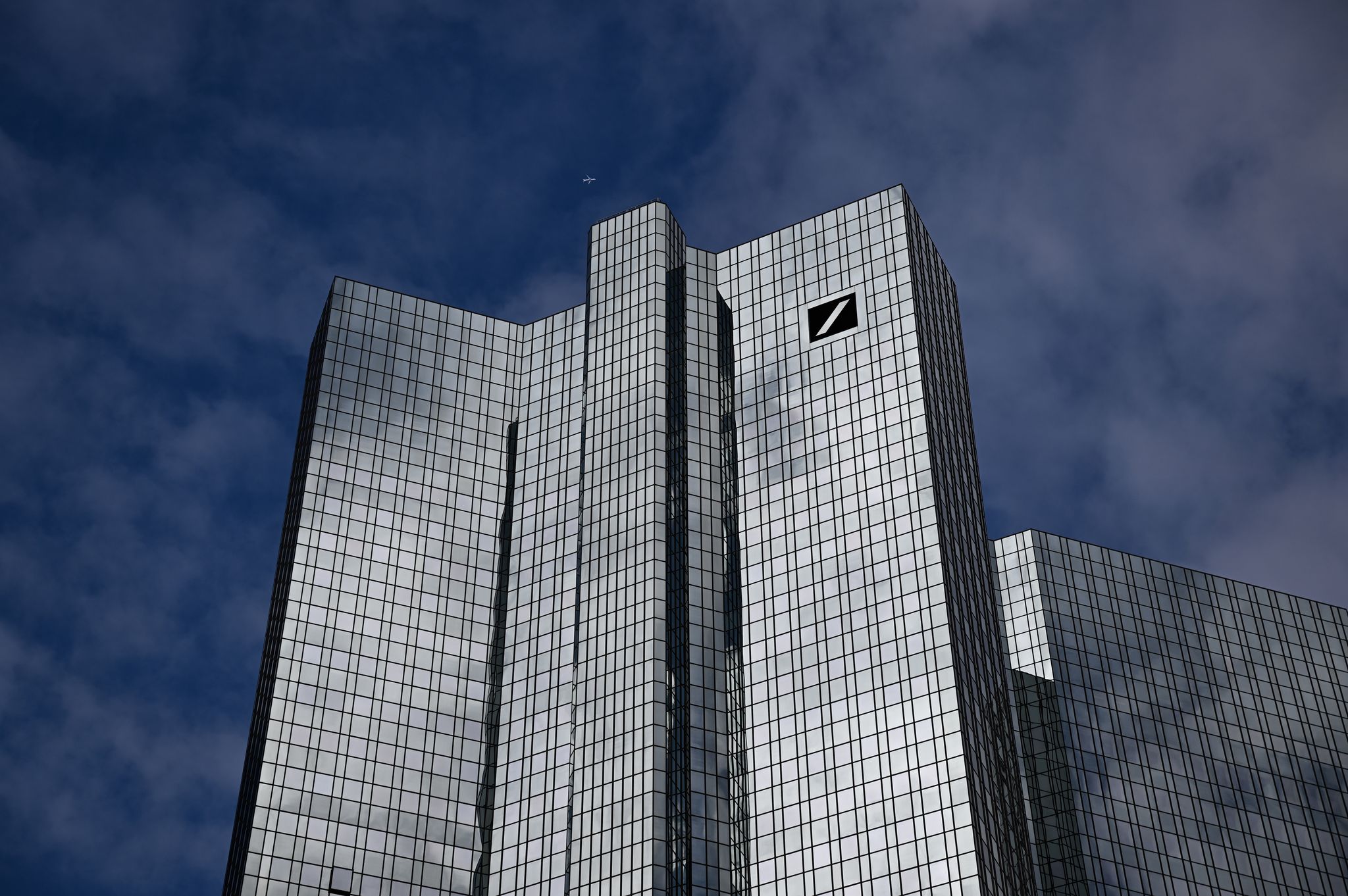 Die Deutsche Bank hat im laufenden Jahr bisher gute Geschäfte gemacht. (Archivbild)