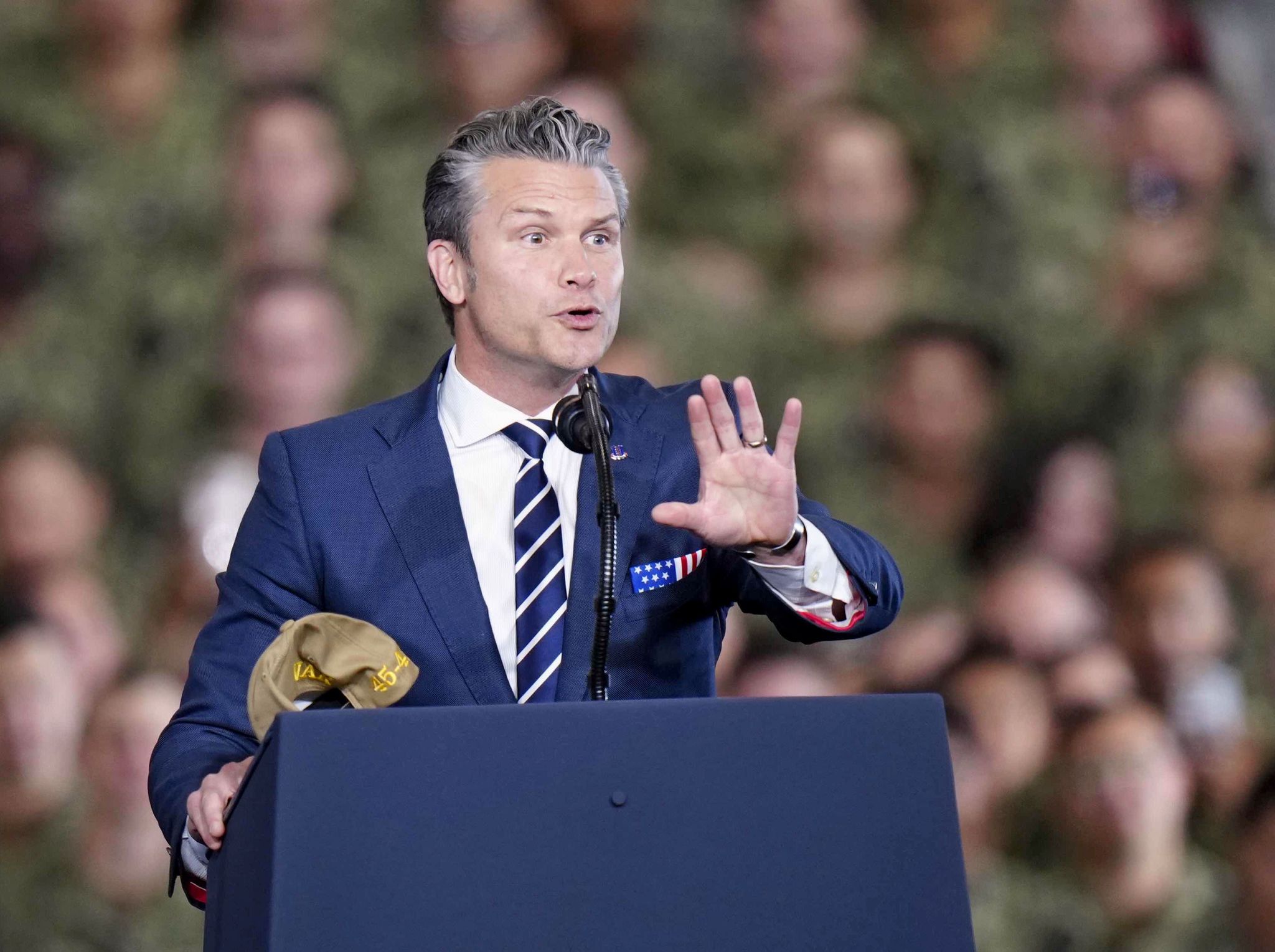 Verkündet schon wieder einen tödlichen US-Angriff auf ein Boot im Pazifik - Pentagon-Chef Hegseth.