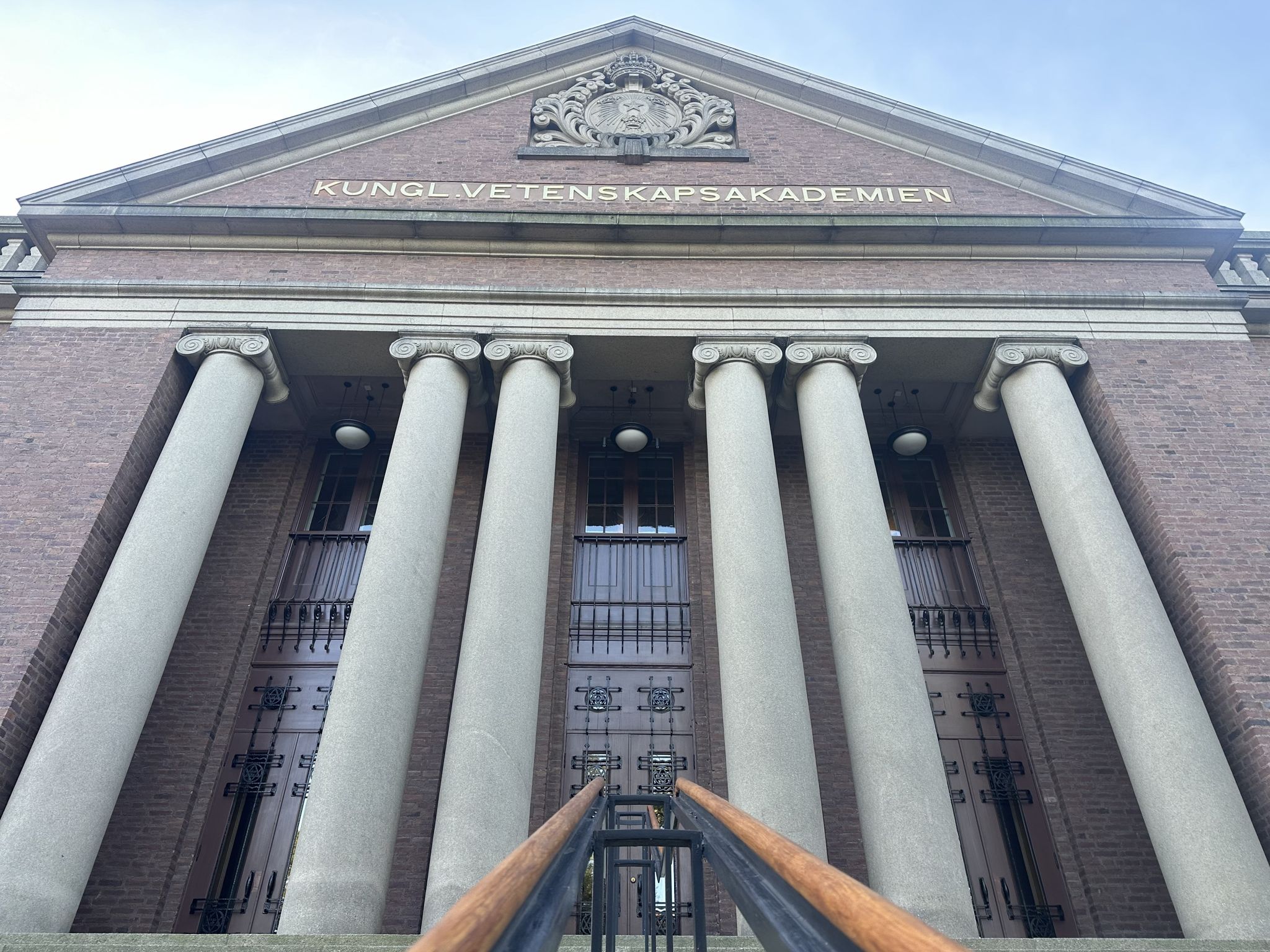 In der Königlich-Schwedischen Akademie der Wissenschaften werden die diesjährigen Wirtschaftsnobelpreisträger benannt. (Archivbild)