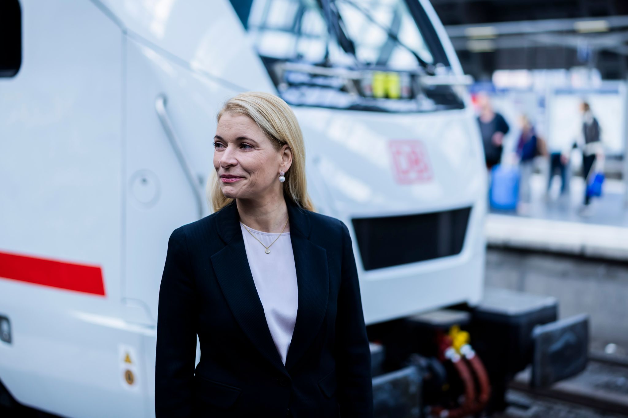 Die neue Bahnchefin, Evelyn Palla, will den Konzern neu aufstellen. (Archivbild)