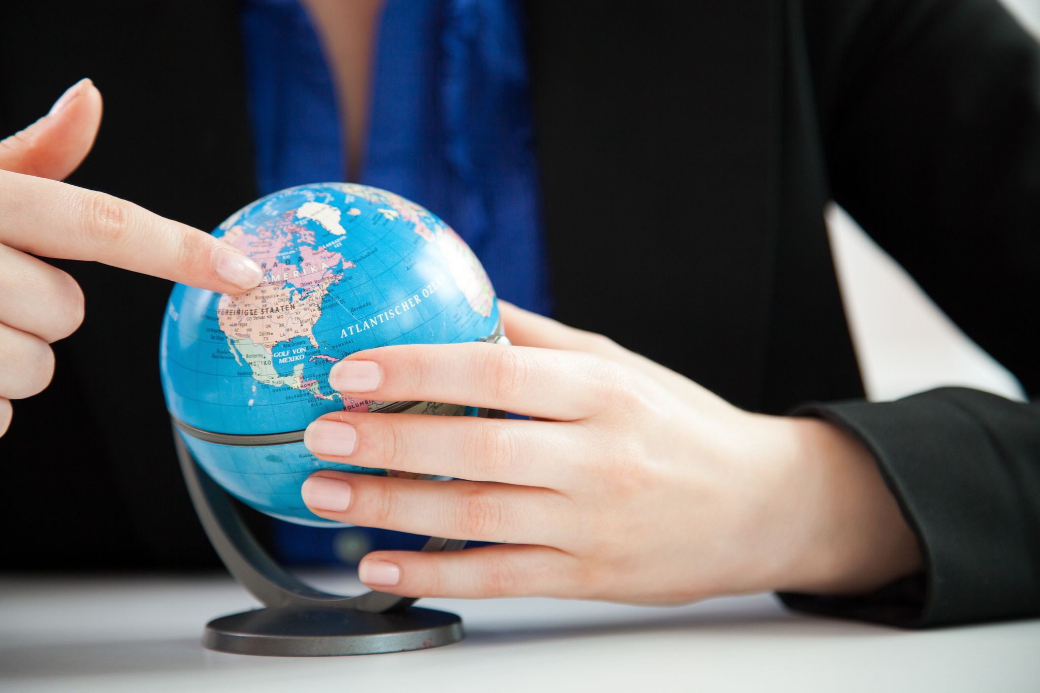 Rund um den Globus gearbeitet? Dann haben Sie unter Umständen auch in anderen Ländern als Deutschland Rentenansprüche erworben.