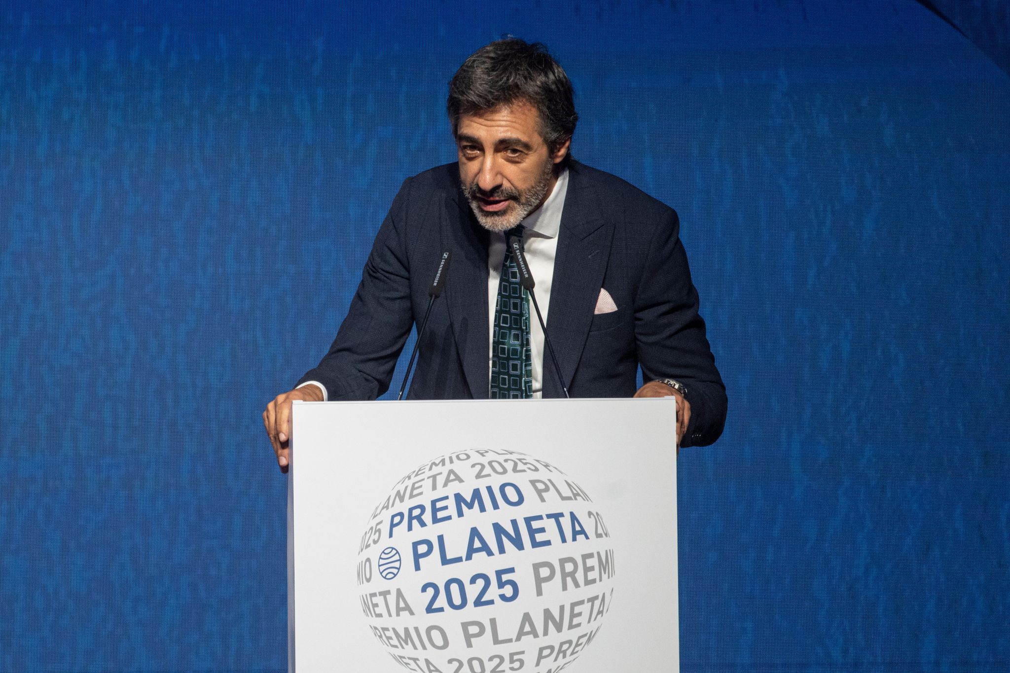 Juan del Val hat den mit einer Million Euro dotierten Planeta-Preis gewonnen.