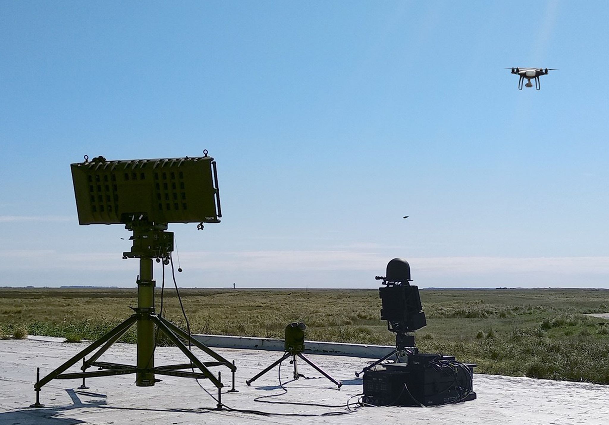 Wer Drohnen günstig und effizient abwehren kann, ist in Konflikten im Vorteil. (Archivbild)