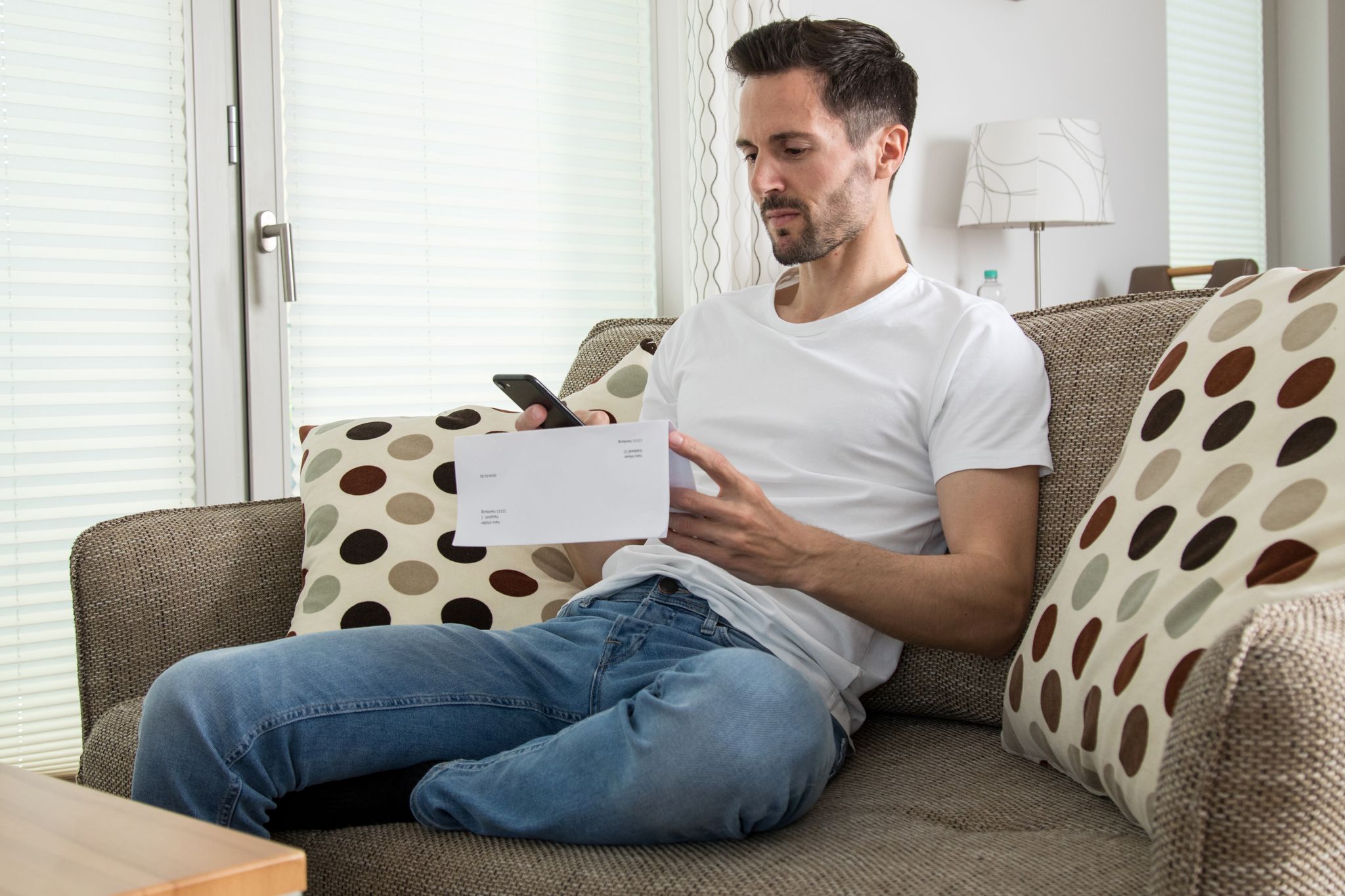 Enthält die Inkassoforderung nur Floskeln und keine Rückschlüsse auf einen behaupteten Vertragsschluss, sollte man beim Absender nachhaken.