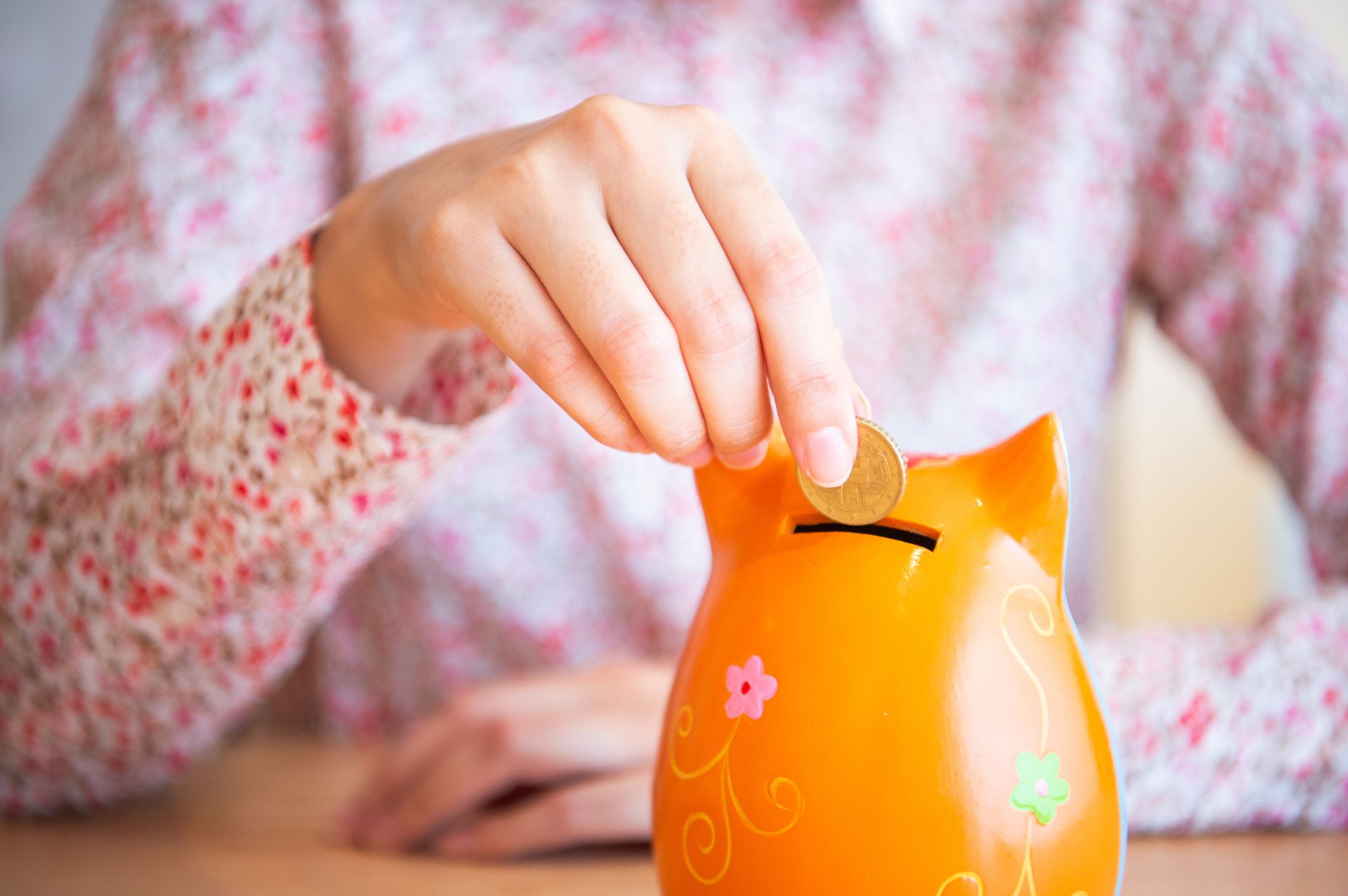 Deutschland ist traditionell ein Land der Sparer. Doch bei vielen reichen die Rücklagen nur für kurze Zeit. (Symbolbild)