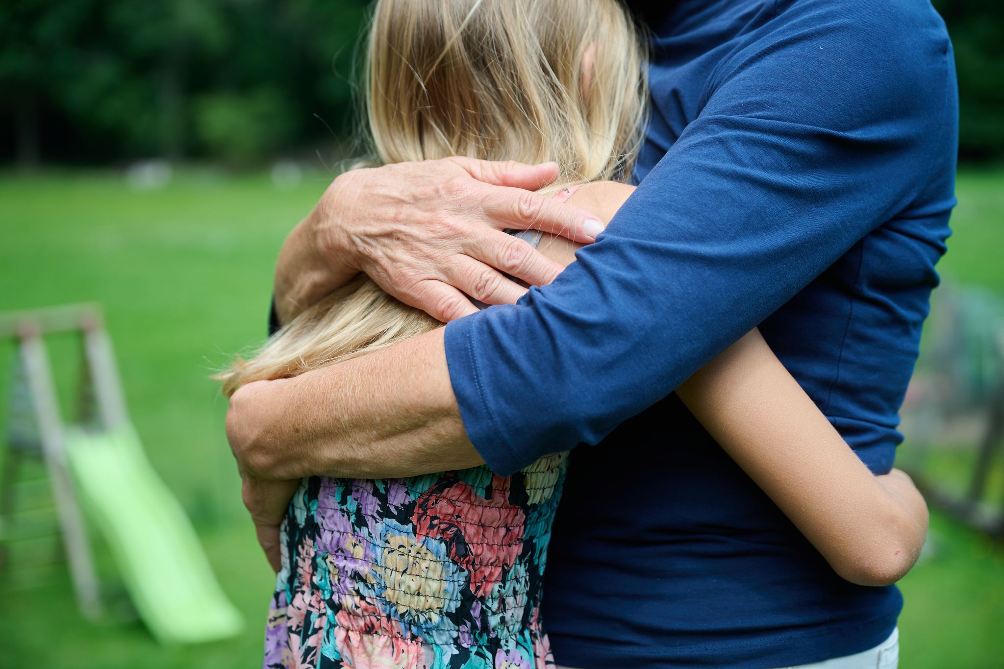 Seelische Belastungen und Erkrankungen können schon früh bei Kindern beginnen (Symbolbild)