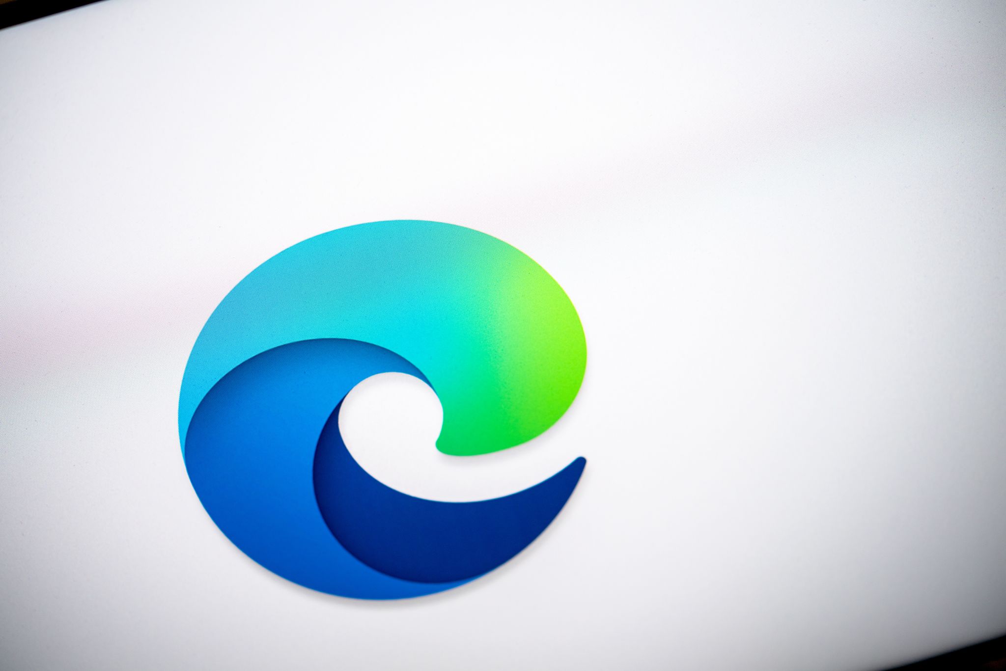 Passkeys in Microsoft Edge: Sicheres Anmelden per Fingerabdruck, Gesichtserkennung oder PIN.