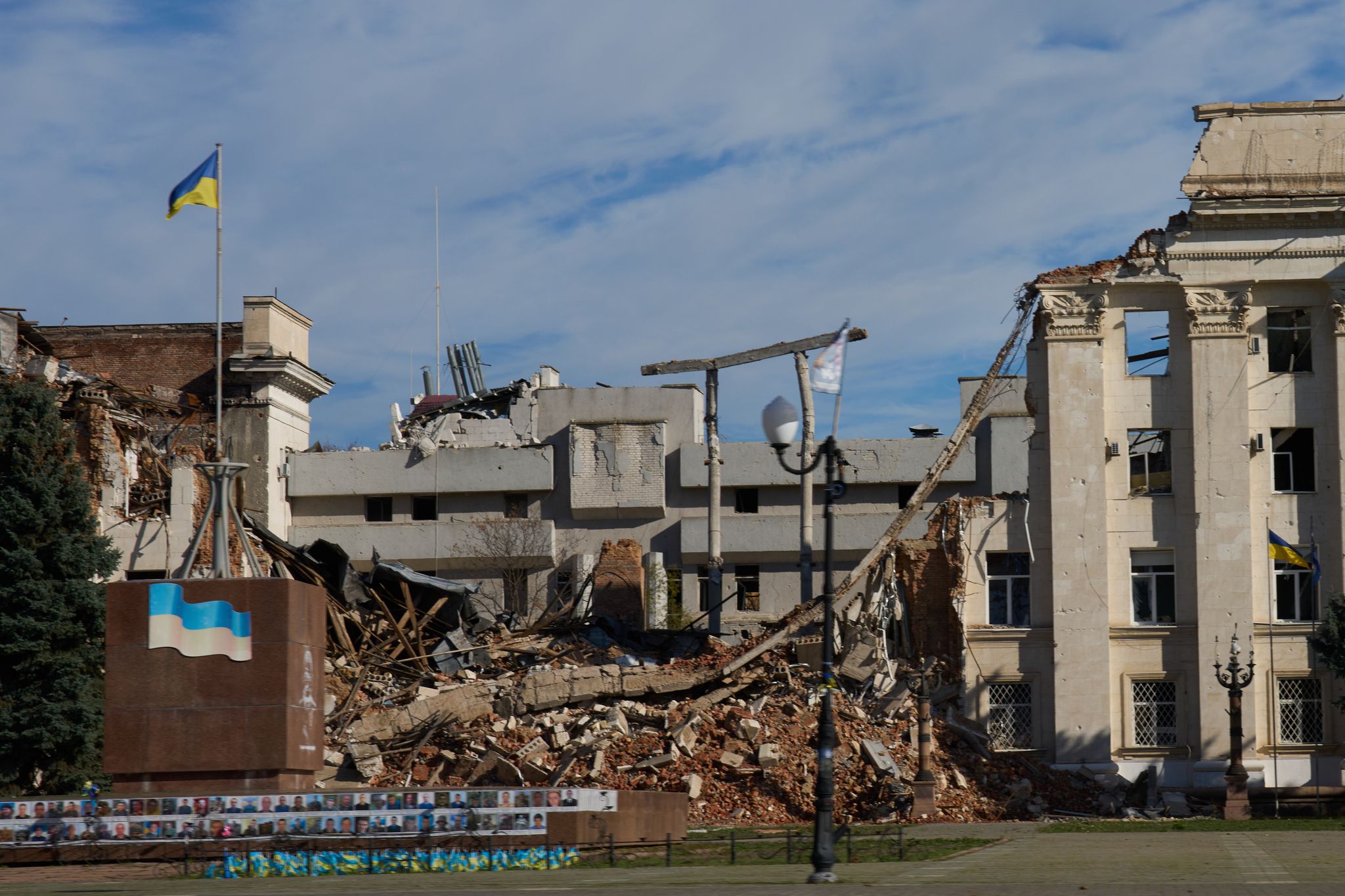 Ständiger russischer Beschuss und Drohnenangriffe gehören im südukrainischen Gebiet Cherson zum traurigen Alltag. (Archivbild)