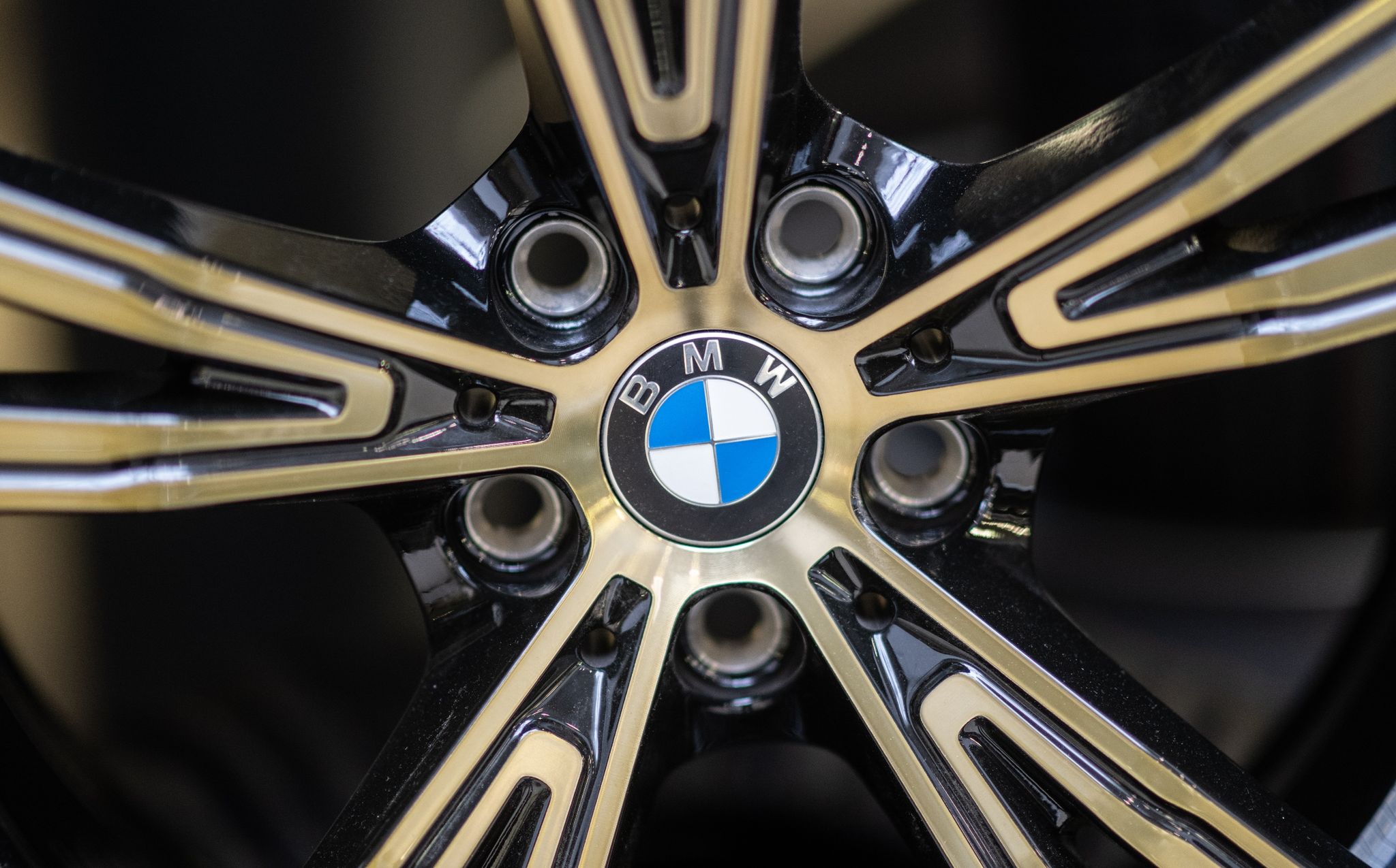 Im laufenden Jahr will BMW mehr als eine halbe Million vollelektrische Autos verkaufen.