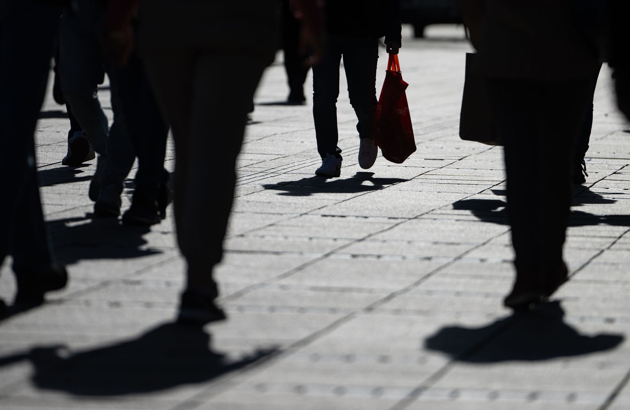 Tiefstand: Geringer war die Kauflust der Menschen in Deutschland zuletzt während der Finanzkrise im Jahr 2008.