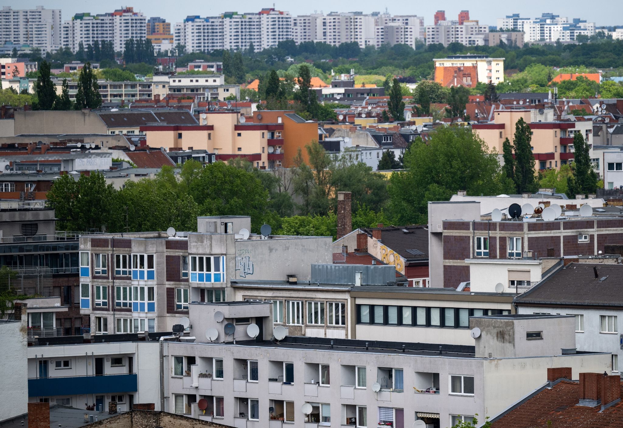 Blick auf Wohnhäuser im Berliner Bezirk Wedding.
