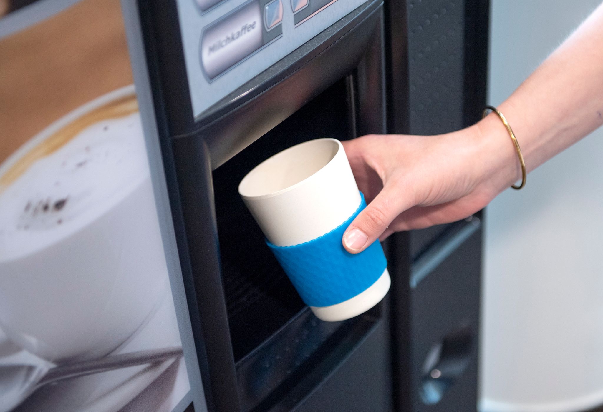 Die Beschaffung des Kaffees ist von der gesetzlichen Unfallversicherung abgesichert - das Trinken nicht.