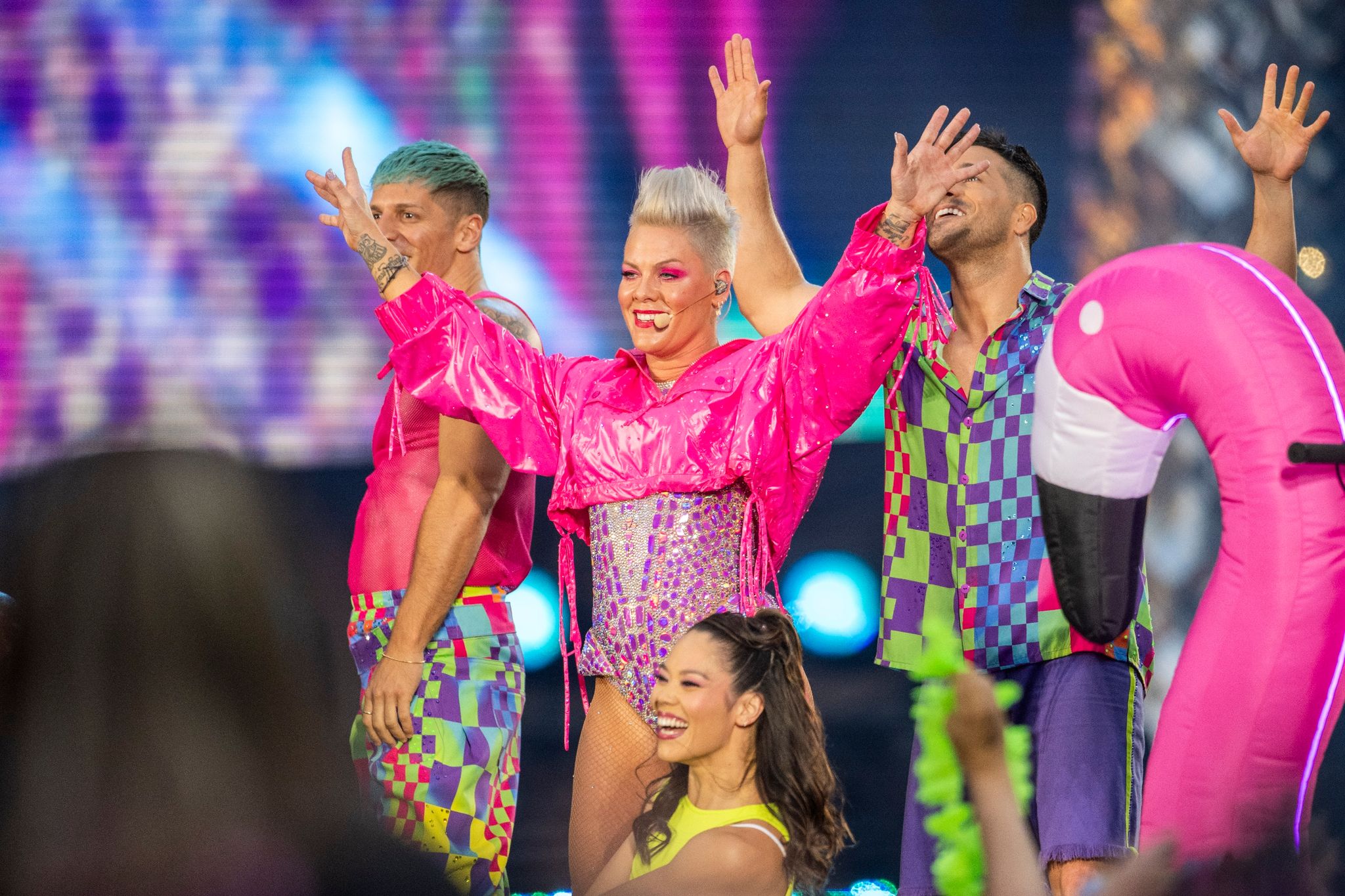 US-Sängerin Pink tritt bei einem Konzert ihrer «Summer Carnival 2023» Tour im Olympiastadion in Berlin auf.